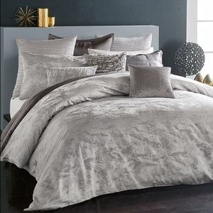 Donna Karan king Luna duvet set